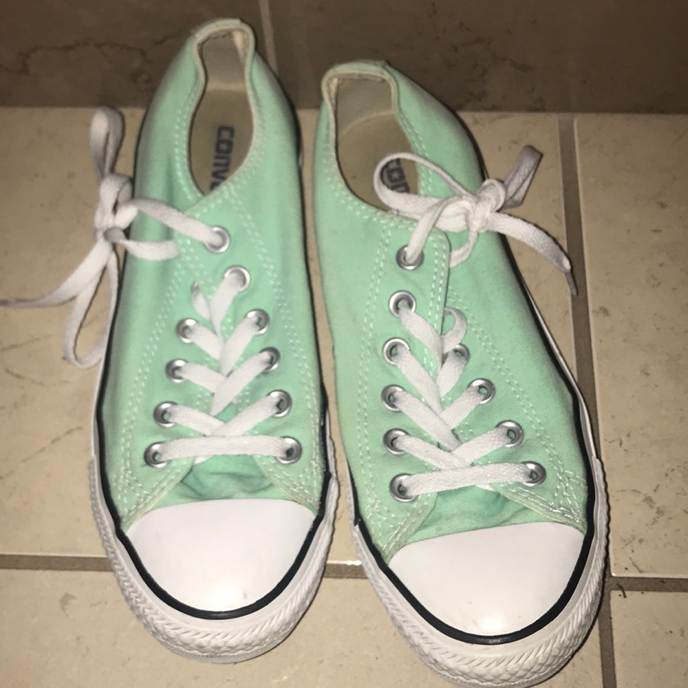 Mint low top converse